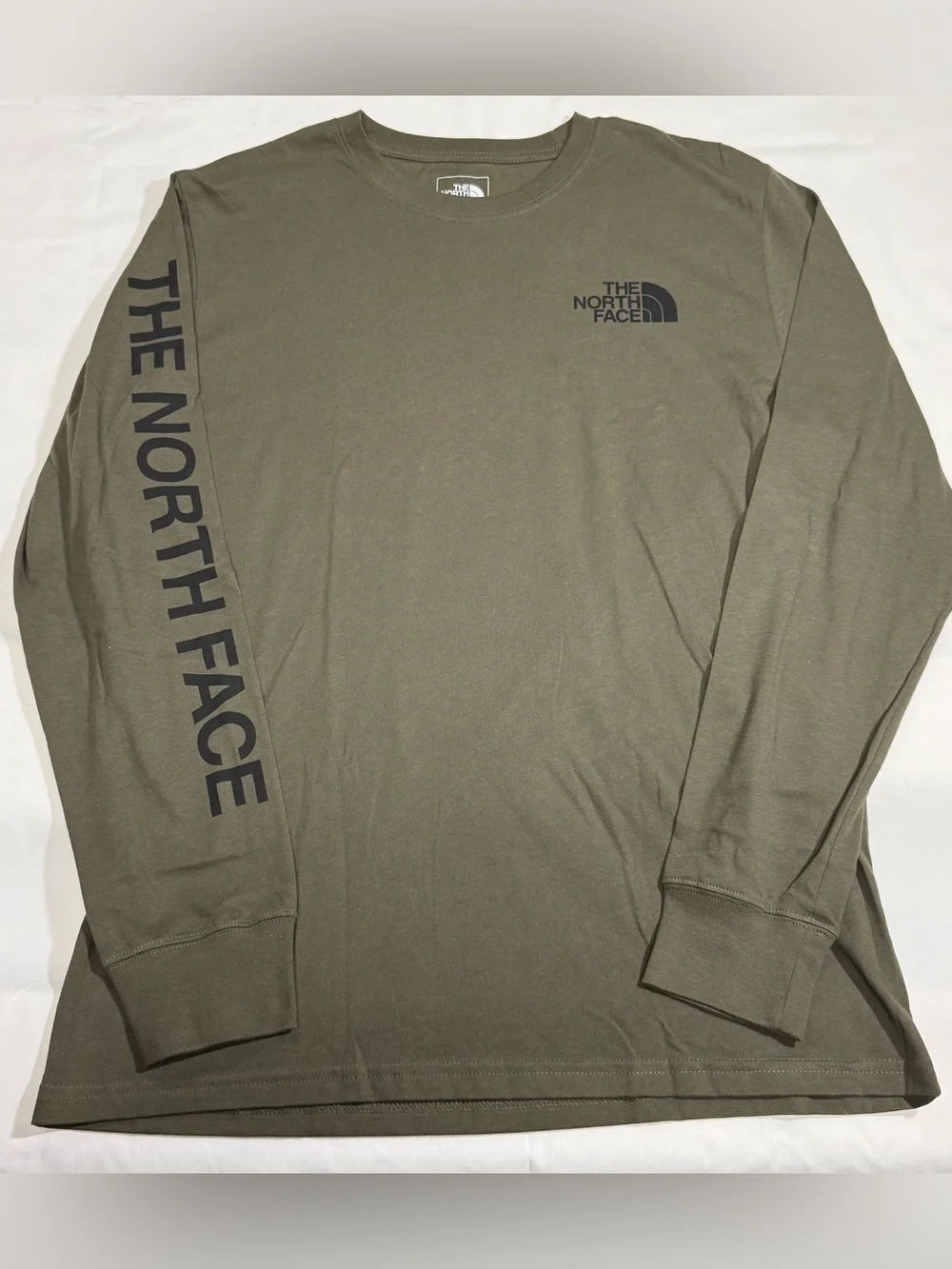 The North Face Men's Olive Long Sleeve Logo Tee - Medium